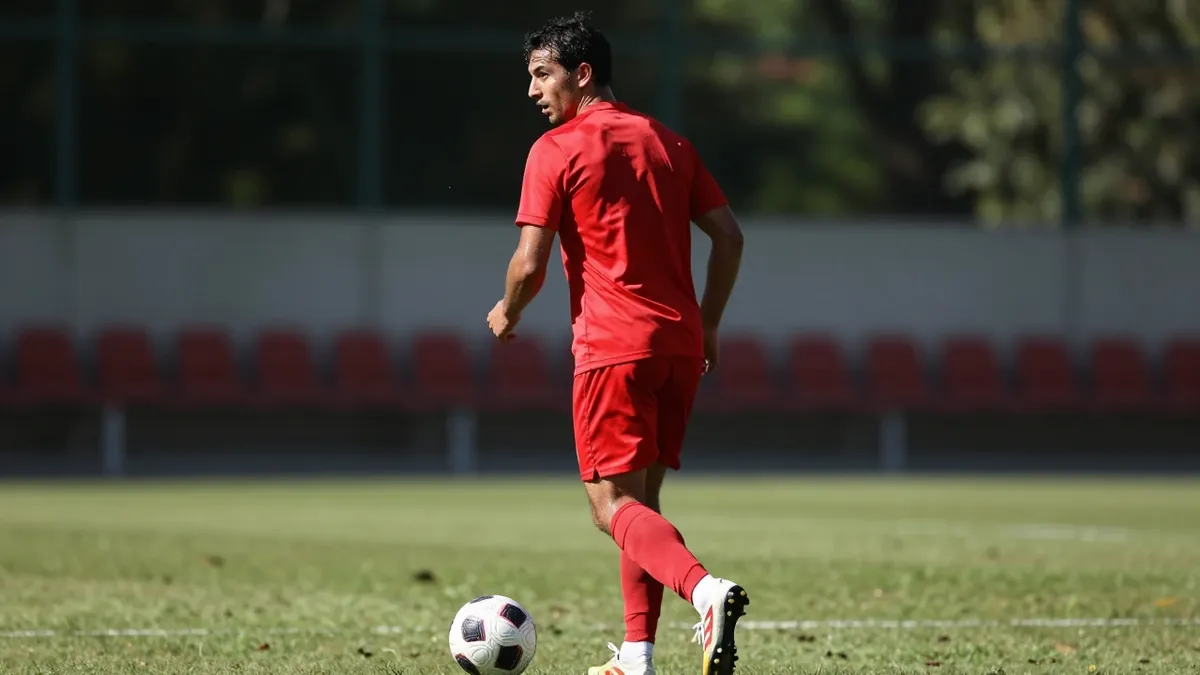 Antalyaspor, geçtiğimiz sezon kadrosunda yer alan Fildişi Sahilli forvet Yohan Boli ile karşılıklı anlaşarak sözleşmesini...