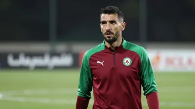 TFF 1. Lig takımı Antalyaspor, Süper Lig ekibi Kocaelispor'dan ayrılan Serdar Dursun'a transfer teklifi sundu