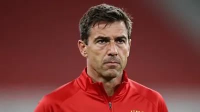 Bandırmaspor Teknik Direktörü Ertuğrul Arslan, eski takımı Antalyaspor'un ligden düşmenin şokunu atlatamadığını ve son 3...