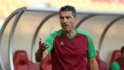 Antalyaspor teknik direktörü Bülent Korkmaz, 3 maçta 8 gol yediği ve bireysel hatalardan kaynaklandığını belirterek en az...